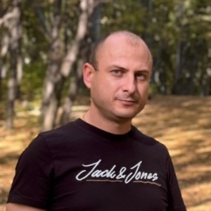 Про продавец Іван