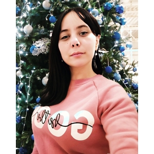 Про продавец Yanа 