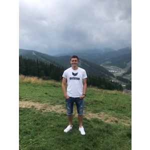 Про продавец Роман Васильович  Кузьмин 