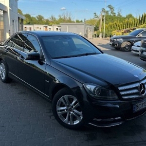 Про продавец Сергій Володимирович