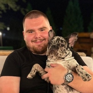 Про продавец Валентин