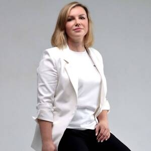 Анна Мельник