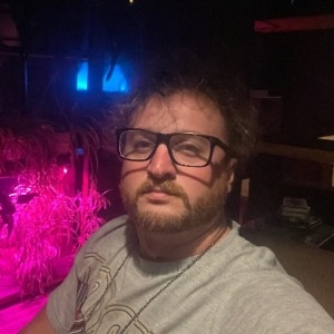 Про продавец Олег