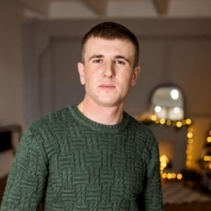 Про продавец Артем Калініченко