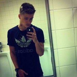 Про продавец Roma