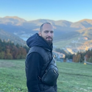 Про продавец Валерий калиниченко