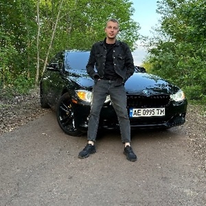 Про продавец Евгений 