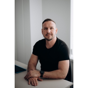 Про продавец Олександр Димінський