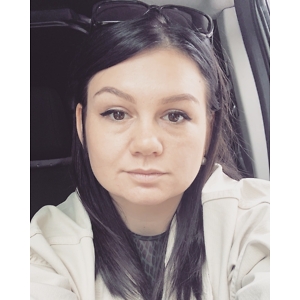 Про продавець Анна