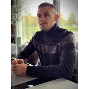 Про продавец Ярослав