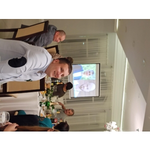 Про продавец Володимир