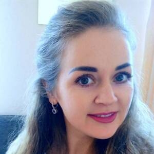 Юлія Володимирівна Івахно