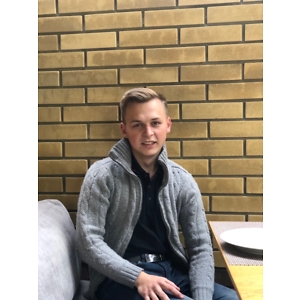 Про продавец Kolya Sychuk