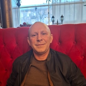 Про продавец Юрий Про продавец Юрий