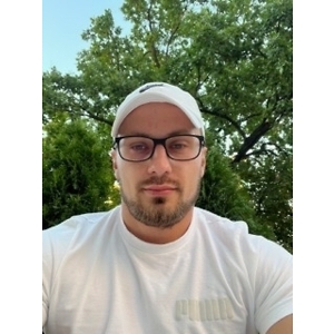 Про продавец Назар