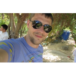 Про продавец Maksim 