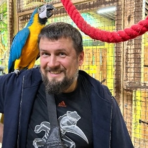 Про продавец Ростислав Миколайович Us