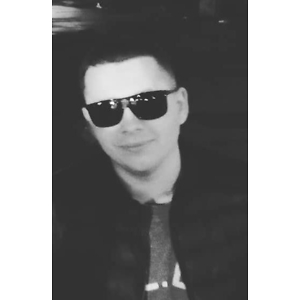 Про продавец Денис