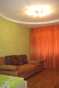 Аренда посуточная квартиры, Черкассы, р‑н. Седова, Новопречистенская, дом 1