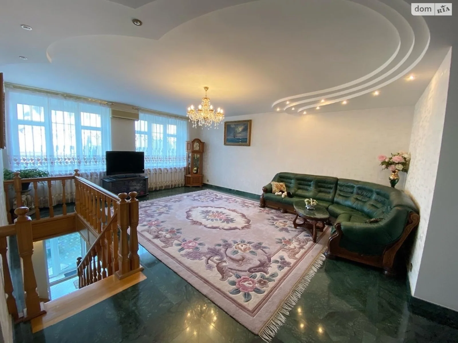 Продається 3-кімнатна квартира 200 кв. м у Миколаєві, цена: 160000 $