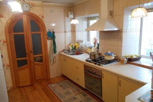Продажа квартиры, Одесса, р‑н. Молдаванка, Б Хмельницкого
