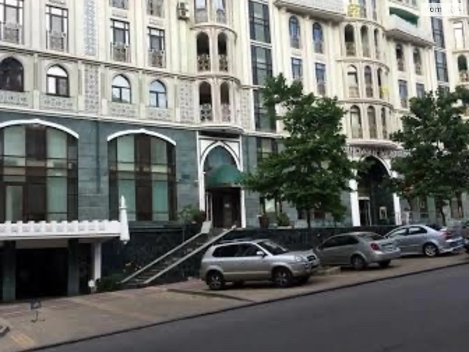 Продається 1-кімнатна квартира 56 кв. м у Одесі, узвіз Військовий