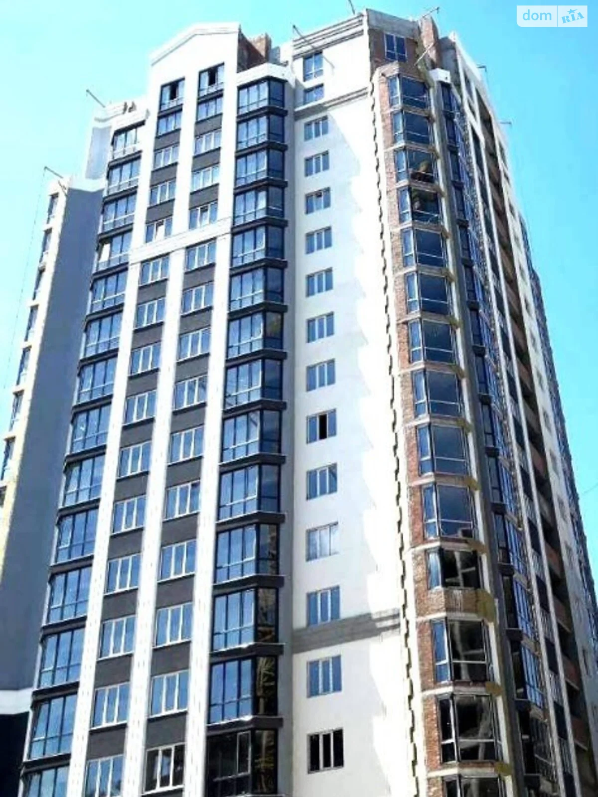 Продається 1-кімнатна квартира 39 кв. м у Ірпені, вул. Університетська, 1 - фото 1