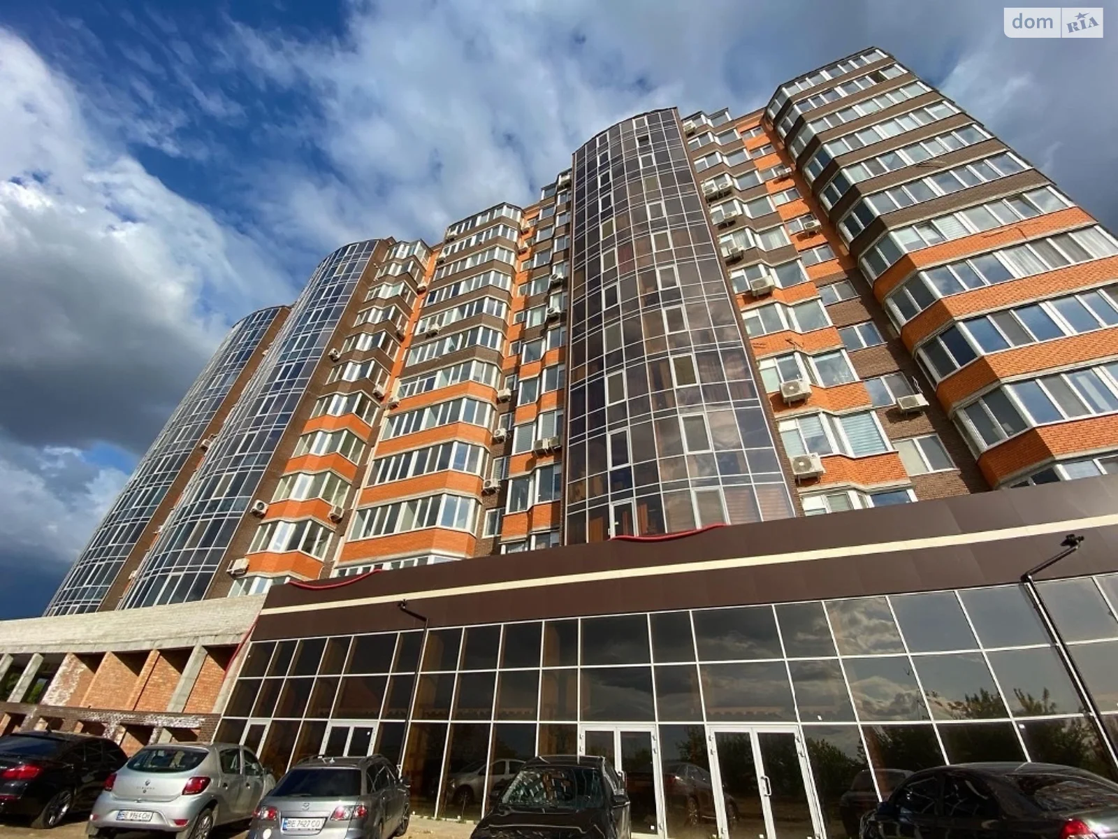 Продается 2-комнатная квартира 59 кв. м в Николаеве, ул. Мостостроителей