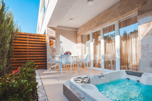 Сдается в аренду одноэтажный дом с бассейном