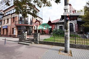 Долгосрочная аренда помещения свободного назначения, Ивано-Франковск, р‑н. Центр, Тарнавського (Маяковского) улица, дом 1