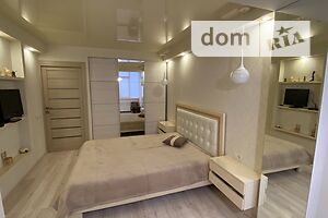 Продается 2-комнатная квартира 57 кв. м в Житомире