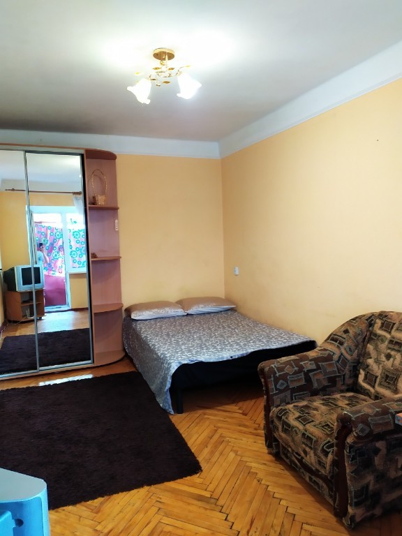 Здається в оренду 1-кімнатна квартира у Сумах, цена: 300 грн