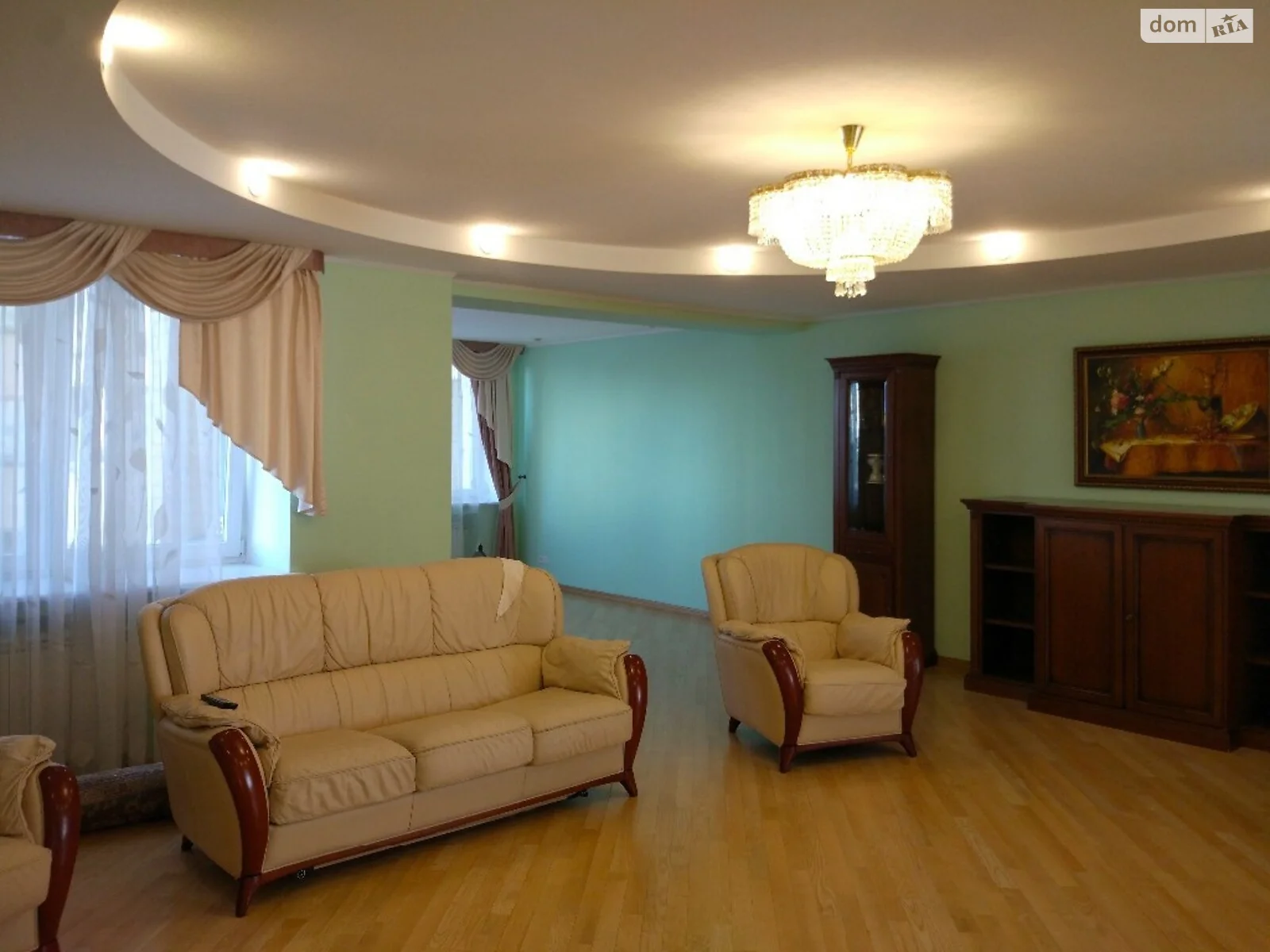 Продается 4-комнатная квартира 165 кв. м в Киеве, цена: 360000 $