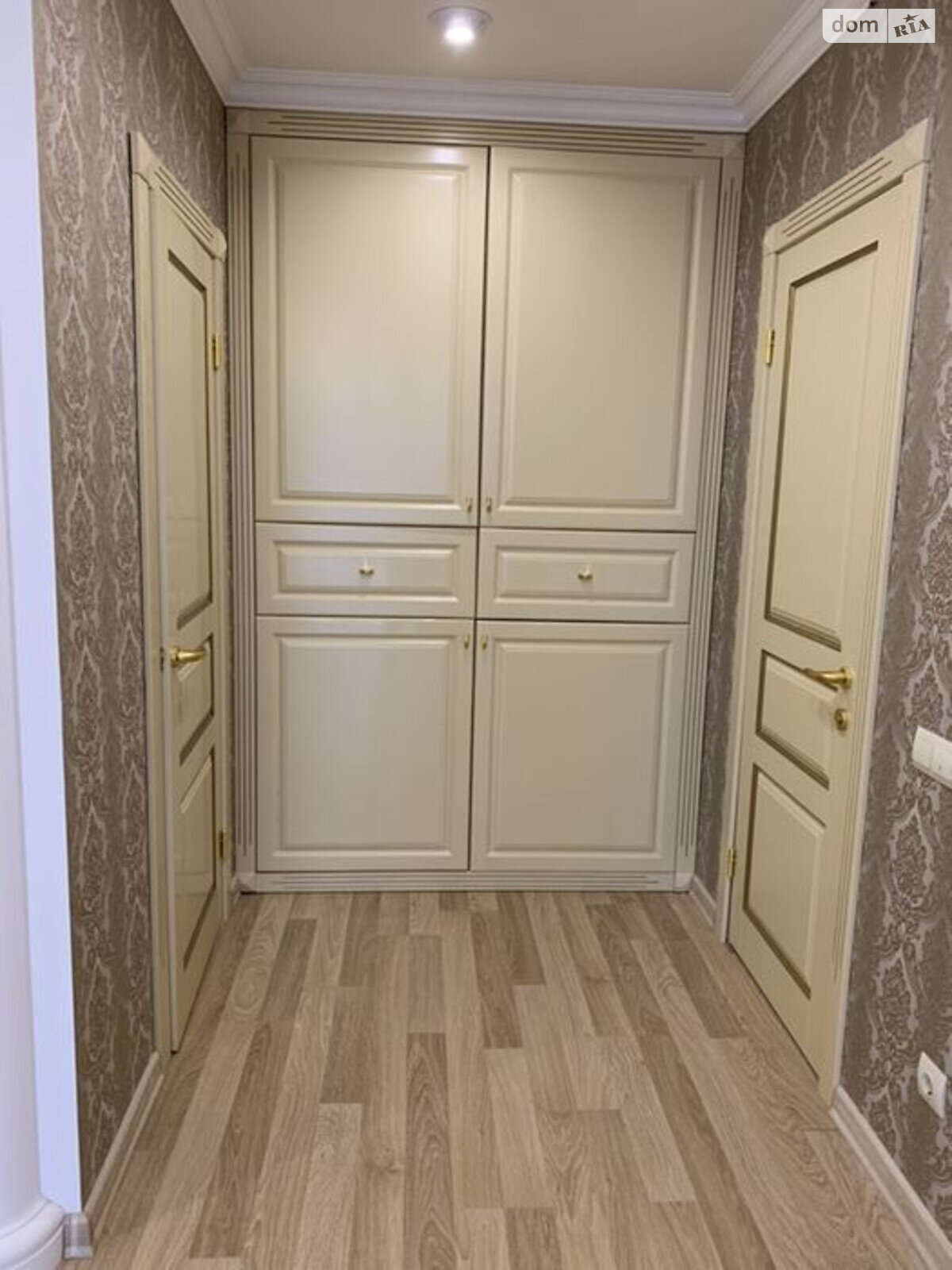 Прев'ю фото 4