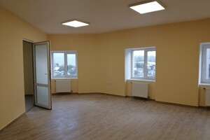 Долгосрочная аренда офисного помещения, Тернополь, р‑н. Центр, Микулинецкая улица, дом 3а