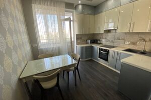 Продажа квартиры, Одесса, р‑н. Приморский, Среднефонтанская улица, дом 0