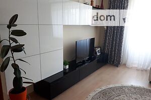 Продаж квартири, Полтава, р‑н. ДК ПТК, Пушкіна вулиця, буд. 100