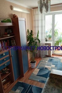 Продаж квартири, Полтава, р‑н. Половки, Великотырновская