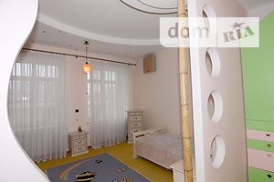 Продаж квартири, Одеса, р‑н. Приморський, Посмітного вулиця, буд. 9а