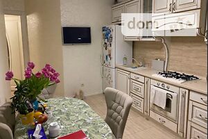 Продается 2-комнатная квартира 64 кв. м в Одессе, Маразлиевская улица