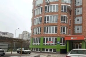 Продается 3-комнатная квартира 127 кв. м в Херсоне, Сенявина пр.