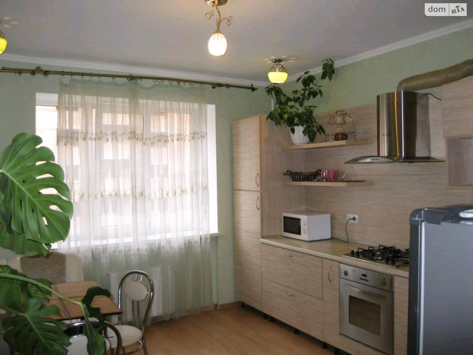 Продається 2-кімнатна квартира 50 кв. м у Чорноморську, вул. Парусна, 1Г - фото 1