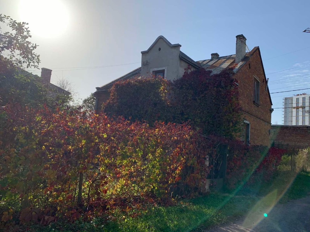 Продается дом на 2 этажа 123 кв. м с гаражом, цена: 235000 $ - фото 1