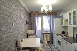 Продаж квартири, Одеса, р‑н. Приморський, Педагогічна вулиця, буд. 16А