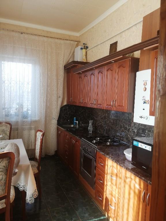 Продается одноэтажный дом 105 кв. м с камином, цена: 100000 $ - фото 1