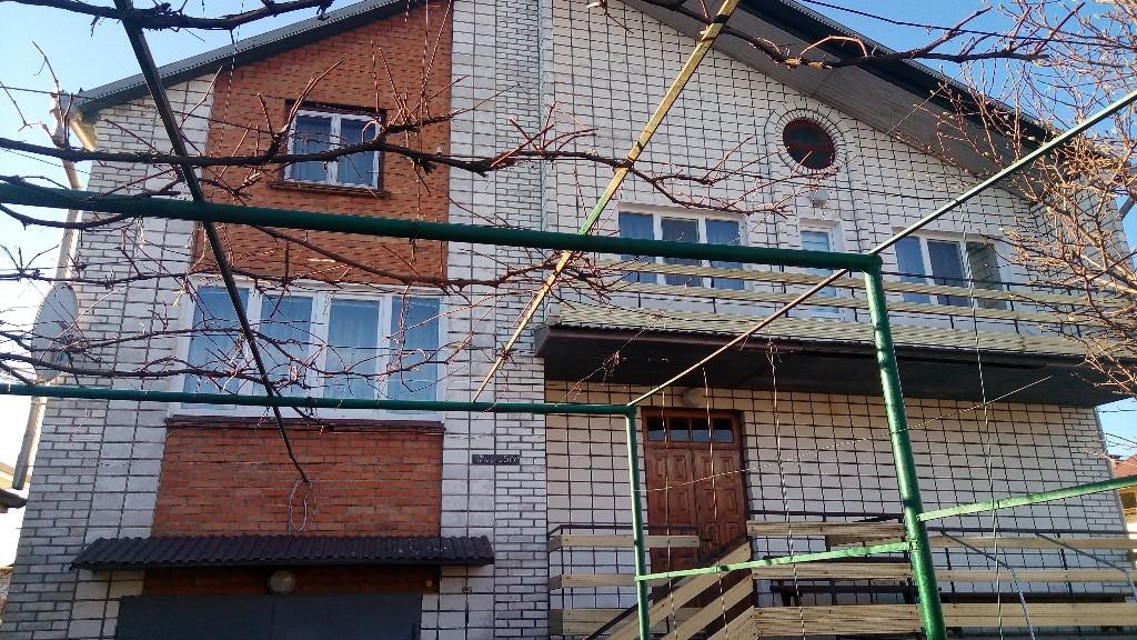 Продається будинок 2 поверховий 320 кв. м з ділянкою, цена: 174999 $ - фото 1