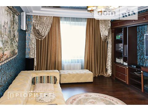 Продається 3-кімнатна квартира 110 кв. м у Одесі, Фонтанська дор.