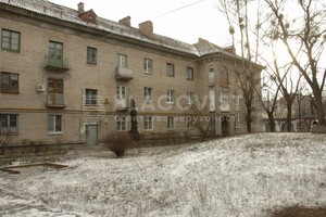 Продается 4-комнатная квартира 100 кв. м в Киеве, Юрия Гагарина проспект