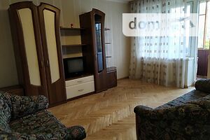 Долгосрочная аренда комнаты, Киев, р‑н. Днепровский, ст.м. Черниговская, Пражская улица, дом 18