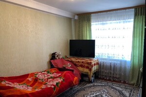 Продается 3-комнатная квартира 61 кв. м в Виннице, ул. Киевская